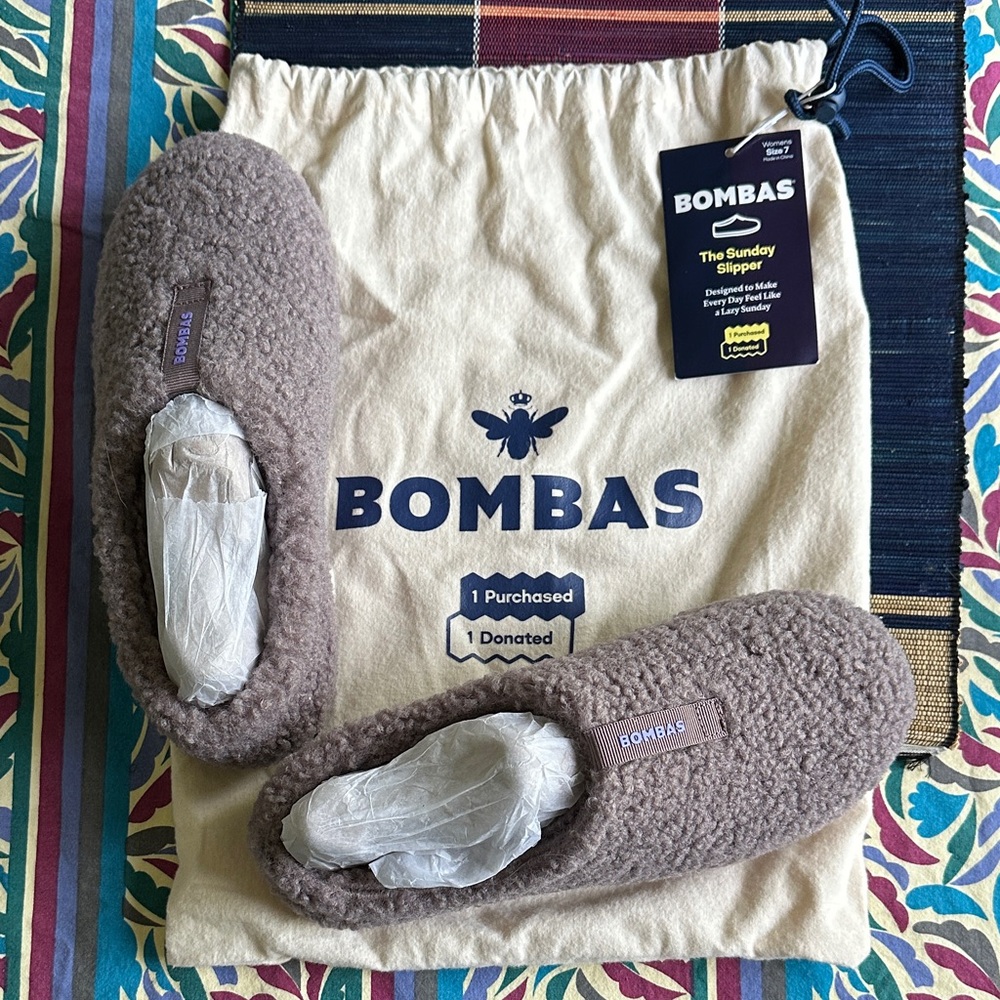 Women’s Bombas Slippers size 7